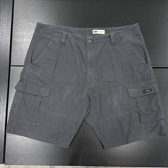 Wrangler Mens Relaxed Fit Blue/Grey Cargo Short - 40 - Picture 1 of 7